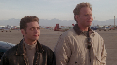 Beverly Hills, 90210 : Flying'