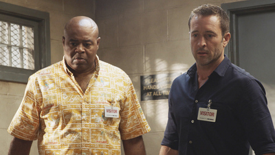 Hawaii Five-0 : Ho'opio 'ia e ka noho ali'i a ka ua (Made prisoner by the reign of the rain)'