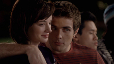 Chica Rara : Menos plática'