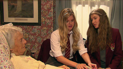 House of Anubis : House of Intruders & House of Proof'
