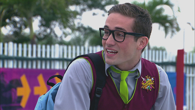 daniel grachi nadando