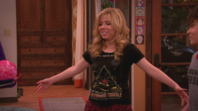 Sam y Cat : #BebéDron'