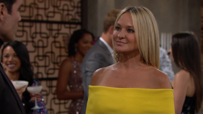 The Young and the Restless : Sharon Case Highlights Her Favorite Fashion Moments'