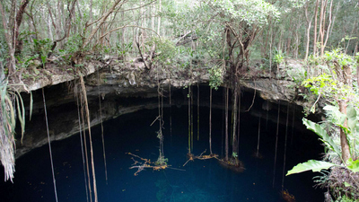 Undiscovered Vistas : Lost World of the Yucatan'