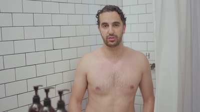 Mini-Mocks : The Man Who Lives in His Shower'