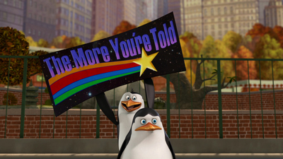 Los Pingüinos de Madagascar : Con los pelos de punta / El amor no vuela'