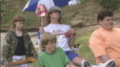 Salute Your Shorts : Telly and Dina'