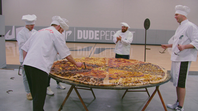 The Dude Perfect Show : Droning for the Future, Giant Pizza'