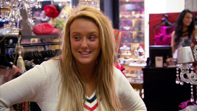 Geordie Shore MTV : Holly's First Date'