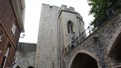 Inside the Tower of London : Escape'