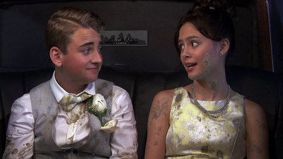 Bella y Los Bulldogs : Dos citas de más'