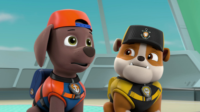 PAW Patrol: Patrulla de Cachorros : Sea Patrol: ¡Los cachorros salvan al caminante acuático! / ¡Los cachorros salvan a una surfista!'