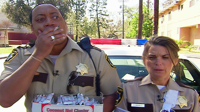 Watch RENO 911! Season 5 Episode 3: Kevlar for Her - Paramount+ Australia