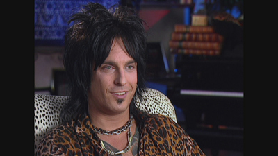 Behind the Music (2021) : Mötley Crüe'