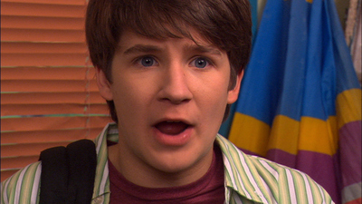 Manual de Supervivencia Escolar de Ned : Exámenes / Cuando te gusta alguien al que no le gustas'