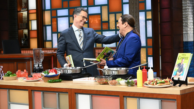 The Late Show with Stephen Colbert : Danny Trejo Makes Agua Fresca and Danger Dogs with Stephen Colbert'