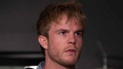 Ray Donovan : Un pasaporte y un arma'