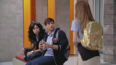 Vikki RPM : Una Chispa'