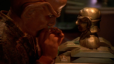 Star Trek: Deep Space Nine : El Nuevo Dispositivo de Ocultamiento del Emperador'