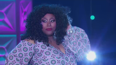 RuPaul's Drag Race : Transformação das Superfãs'