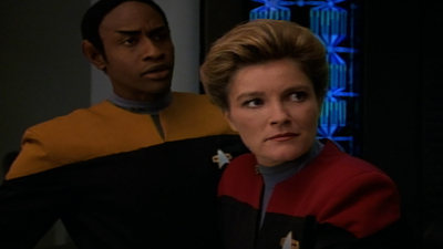 Star Trek: Voyager : Maniobras'