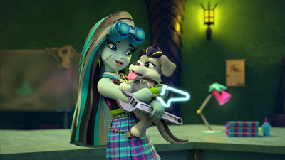 Monster High : What's Up Watzie?/So Familiar'