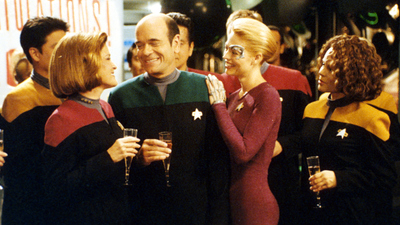 Star Trek: Voyager : Pensador, tenor, doctor y espía'