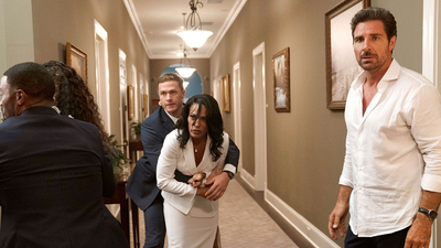 Tyler Perry's The Oval : Going Black'