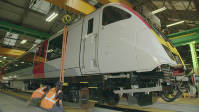 Inside the Factory : Trains'