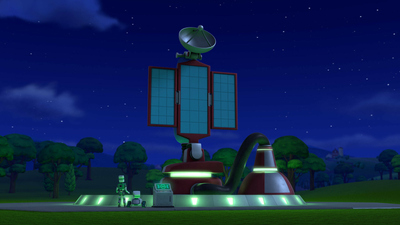 PAW Patrol: Patrulla de Cachorros : ¡Los cachorros detienen la caída de basura espacial! / ¡Los cachorros detienen al cucú gigante!'