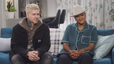 Help! I'm In a Secret Relationship! : Frankie & Erin'