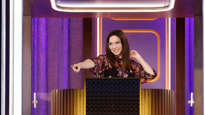 Hollywood Squares : It's a Dysfunctional Family Show'
