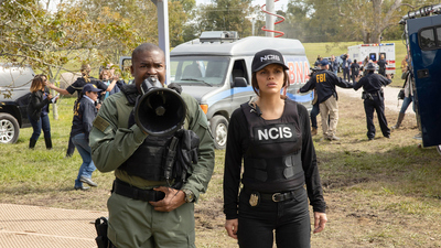 NCIS: Nueva Orleans : Compensación'