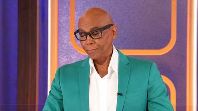 Hollywood Squares (2025) : This is Crucial'