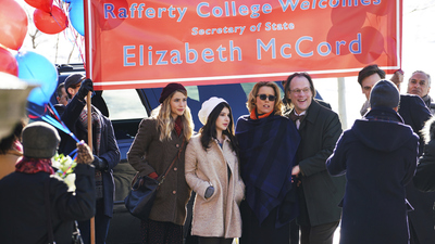 Señora Secretaria de Estado : Estudios Superiores'