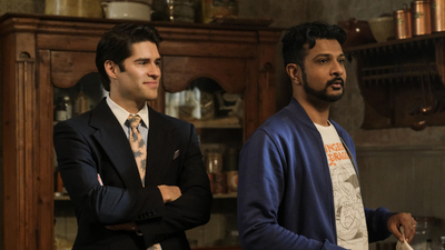 Ghosts : A Garota Dele, Shiki'