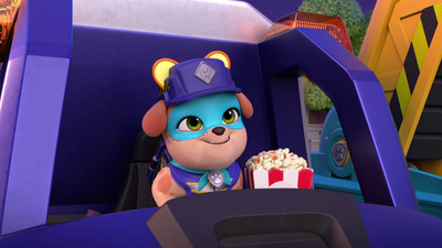 Rubble y Equipo : El equipo construye una súper mega pantalla de cine/Construye un regalo para el Día de la Tía'