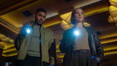 NCIS: Sydney - Black Is White