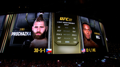 UFC : 311: Jiri Prochazka vs. Jamahal Hill Main Card'