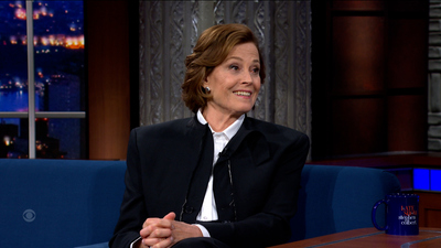 The Late Show with Stephen Colbert - 12/8/25 (Sigourney Weaver, Mandy Patinkin, Performance from George Balanchine’s “The Nutcracker” featuring Tiler Peck)