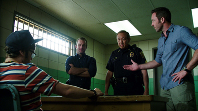 Hawaii Five-0 : Kuka'awale (Vigilancia)'