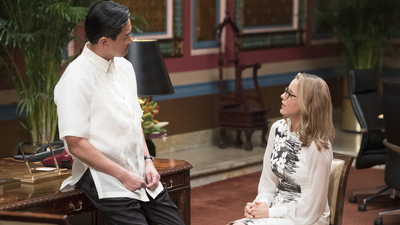 Señora Secretaria de Estado : Diplomacia Interrumpida'