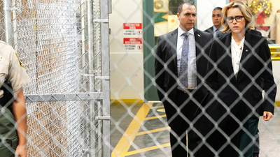 Señora Secretaria de Estado : Separación Familiar Parte 1'