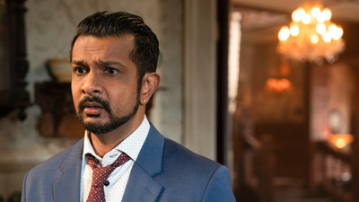 Ghosts - Michael Jackson Goes to HR