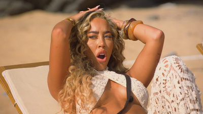 Celebrity Ex On The Beach : In A Pickles'