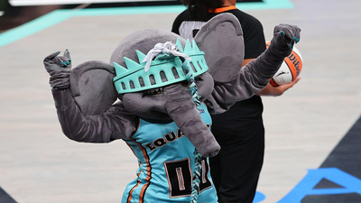 The Uplift - The Uplift: Ellie the elephant