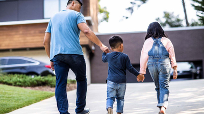 CBS Mornings : Tips for navigating fatherhood'