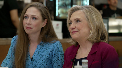 Person to Person with Norah O'Donnell : Norah O'Donnell interviews Hillary and Chelsea Clinton'