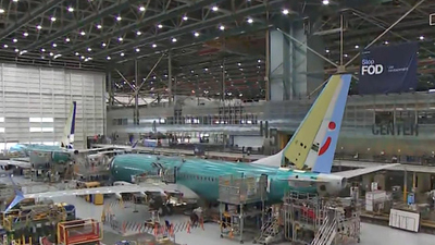 CBS Mornings : Rare look inside Boeing factory'