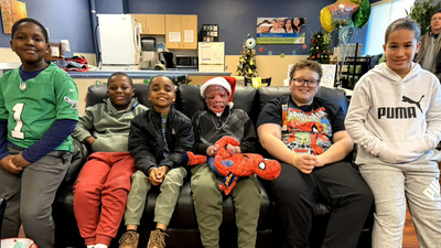 CBS Mornings : School rallies around boy after jet crash'